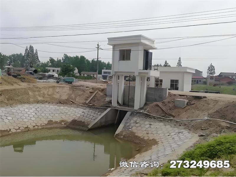 泵站防冻闸门